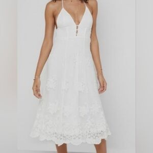 NWT. Forever 21 White Floral Lace Backless Dress